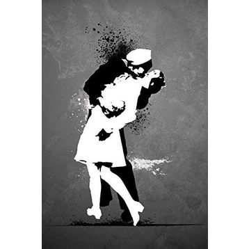Maxi Pyramid International WarzOne Kiss Graffiti Poster