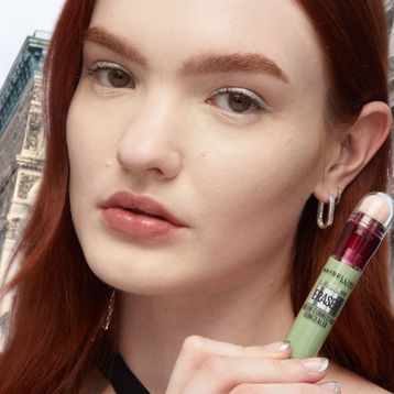 Maybelline New York Instant Eraser Correcting Green Concealer