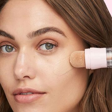 Maybelline New York Instant Perfector Glow 4in1 01 Light 20 ml Fondöten