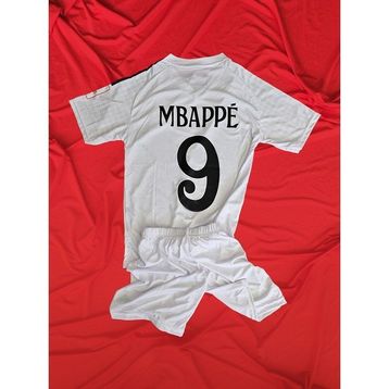 Modajur Mbappe 9 Real M. Beyaz Çocuk Alt Üst Şort Tişört Forma Takım