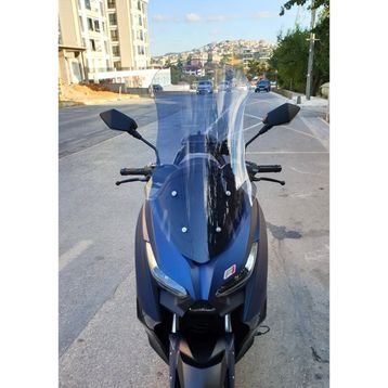 Motocam Arora Max PRO 125 Ön Cam 2023-2026 Model 65 cm Füme Renkli 4 mm Orta Boylu Motosiklet Rüzgarlık