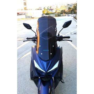Motocam Arora Max T Easy 125 Ön Cam 2022-2026 Model 65 cm Siyah Renkli 4 mm Orta Boylu Motosiklet Rüzgarlık
