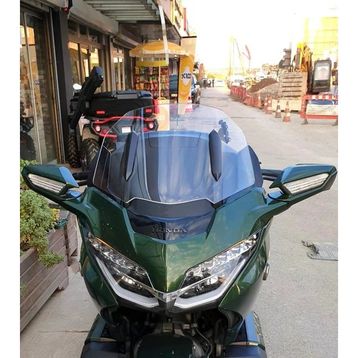 Motocam Honda Goldwing Bagger 2018-2023 Model 38 cm Şeffaf Renkli 4 mm Orta Boy Ön Cam