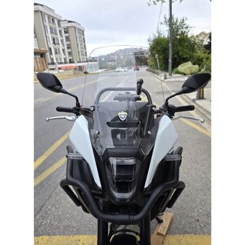 Motocam Honda NX 500 Ön Cam 2025-2026 Model 34 cm Şeffaf Renkli 4 mm Orijinal Boylu Motosiklet Rüzgarlık