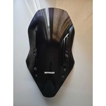 Motocam Kymco CV3 550 Siperlik 2022-2024 Model 70 cm Siyah Renkli 4 mm Ön Cam