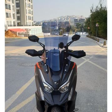 Motocam Kymco DTX 360 Ön Cam 2021-2026 Model 67 cm Füme Renkli 4 mm Uzun Motosiklet Rüzgarlık