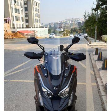 Motocam Kymco DTX 360 Ön Cam 2021-2026 Model 67 cm Şeffaf Renkli 4 mm Uzun Motosiklet Rüzgarlık