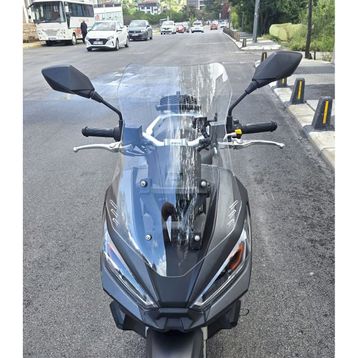 Motocam Motolüx Wow 150 Ön Cam 2023-2026 Model 55 cm Şeffaf Renkli 4 mm Kısa Motosiklet Rüzgarlık