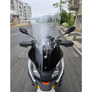 Motocam Peugeot XP 400 Ön Cam 2023-2026 Model 65 cm Şeffaf Renkli 4 mm Uzun Motosiklet Rüzgarlık