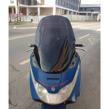 Motocam Piaggio X8 200 2004-2006 Model 70 cm Siyah Renkli 4 mm Ön Cam