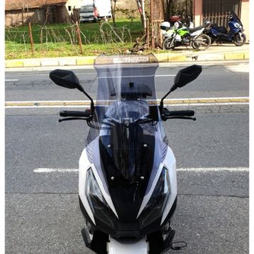 Motocam RKS Veloce Ön Cam 2023-2026 Model 65 cm Füme Renkli 4 mm Orta Boylu Motosiklet Rüzgarlık