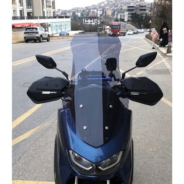Motocam SFM Pyrexia 150 Ön Cam 2023-2026 Model 69 cm Füme Renkli 4 mm Motosiklet Rüzgarlık