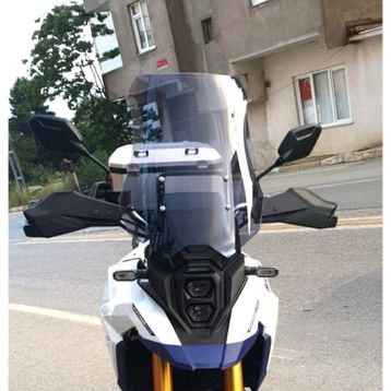 Motocam Suzuki V-Strom 800 SE Ön Cam 2023-2026 Model 50 cm Füme Renkli 4 mm Motosiklet Rüzgarlık