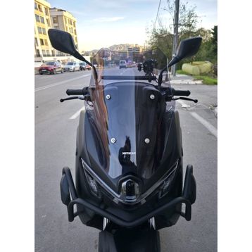 Motocam Yamaha Nmax Ön Cam 2025-2026 Model 43 cm Füme Renkli Sportif Motosiklet Rüzgarlık