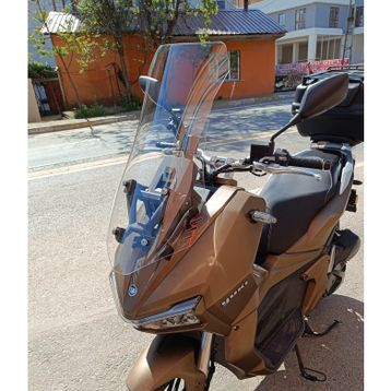 Motocam Yuki Adventure 150 Ön Cam 2023-2026 Model 65 cm Şeffaf Renkli 4 mm Orta Boylu Motosiklet Rüzgarlık