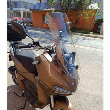 Motocam Yuki Adventure 150 Ön Cam 2023-2026 Model 75 cm Siyah Renkli 4 mm Uzun Motosiklet Rüzgarlık