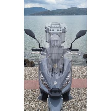 Motocam Yuki Xway 125 Ön Cam 2023-2026 Model 75 cm Şeffaf Renkli 4 mm Uzun Motosiklet Rüzgarlık