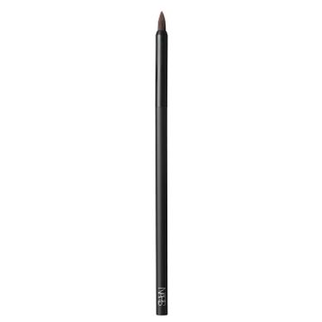 Nars No:40 Leke Kapatmak İçin İnce Uçlu Fırça