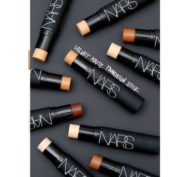 Nars Velvet Matte Syracuse Stick Fondöten