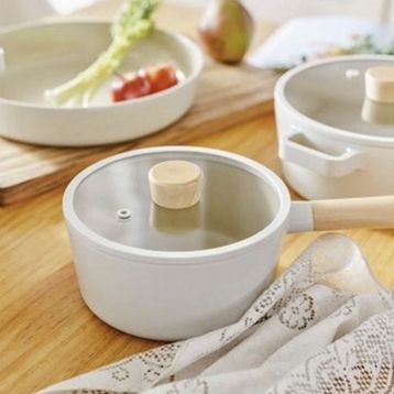 Neoflam Fika 13 Parça Cam Kapaklı Seramik Kaplama Döküm Tencere Tava Seti