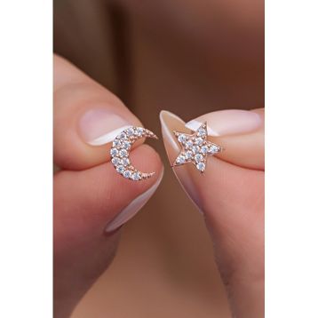 Nereze 925 Ayar Gümüş Minik Ay Yıldız Model Küpe