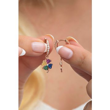Nereze NRZ998578 925 Ayar Gümüş 10 mm Sallantılı Mix Taşlı Yonca Küpe