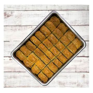 Nevzat 650 gr Tepsi Hediyeli Fıstıklı Kuru Baklava