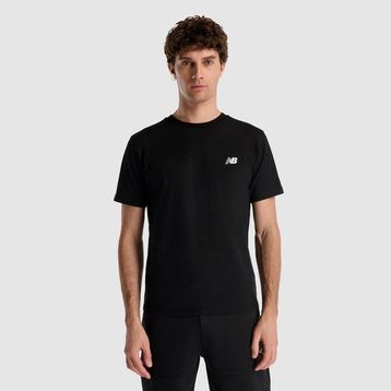New Balance MNT1537-BK Siyah Yuvarlak Yaka Erkek T-shirt