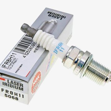 NGK IFR8H11 Iridium Buji