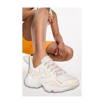 Nike Air Heights Air-Sole Yastıklama Krem Kadın Spor Ayakkabı