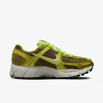Nike Air Zoom Vomero 5 FJ4738-300 Yeşil Kadın Spor Ayakkabı