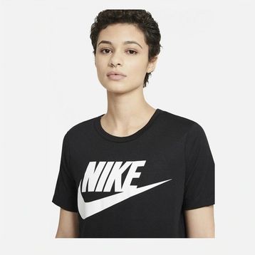 Nike AT5464-010 Essentia Siyah Kadın T-Shirt