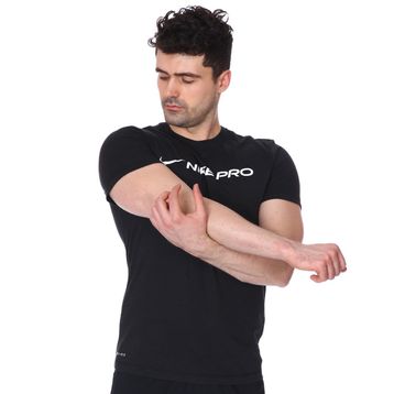 Nike CD8985-010 Siyah Erkek T-shirt