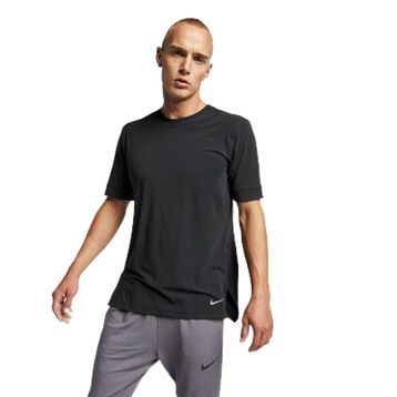 Nike CN9822-010 Dri-Fıt Yoga Antrenman Üstü Siyah Erkek T-Shirt