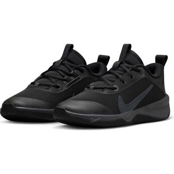 Nike DM9027-001 Omni Multi-Court (Gs) Çocuk Siyah Antrenman Ayakkabısı