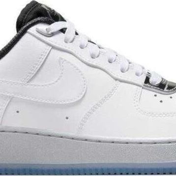 Nike DX6764-100 Air Force 1 07 SE Spor Ayakkabı