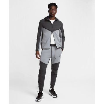 Nike HV0959-061 Tech Fleece Jogger Gri Erkek Eşofman Altı