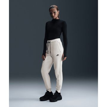 Nike HV6779-110 Tech Fleece MR Jogger 2 Kadın Eşofman Altı