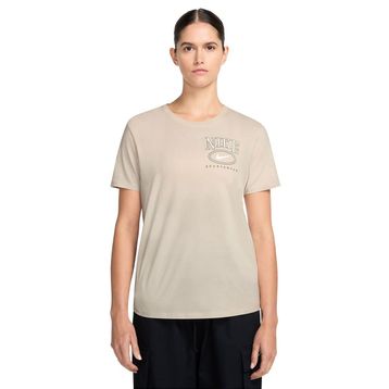 Nike IB2447-104 Club Beyaz Günlük Stil Kadın T-shirt