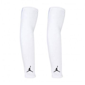 Nike J.KS.04.101.SM Jordan NBA Shooter Sleeves Beyaz Basketbol Kolluk