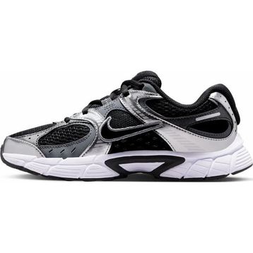 Nike V5 RNR HQ6411-001 Siyah Çocuk Spor Ayakkabı