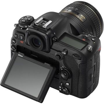 Nikon D500 16-80mm Lens DSLR Fotoğraf Makinesi
