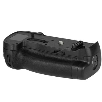 Nikon MB-D18 Battery Grip