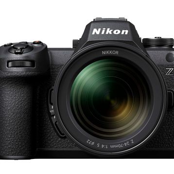 Nikon Z6 III + 24-70mm Lens Aynasız Fotoğraf Makinesi