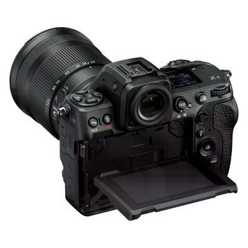 Nikon Z8 + 24-120mm Lens Aynasız Fotoğraf Makinesi