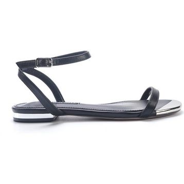 Nine West Maolaine 5FX Siyah Kadın Düz Sandalet
