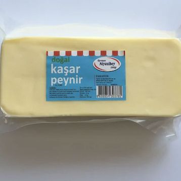 Niyazibey Çiftliği 1 kg Doğal Çiftlik Sütünden Şirden Mayalı Kaşar Peyniri