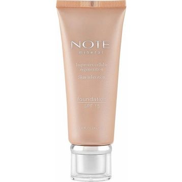 Note 401 30 ml Mineral Foundation