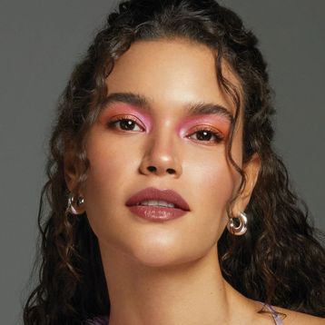 Note Iconic Sheer 207 Idol Nemlendirici Parlak Ruj