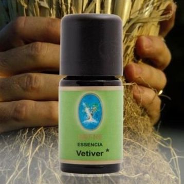 Nuka 5 ml Organik Vetiver Yağı
